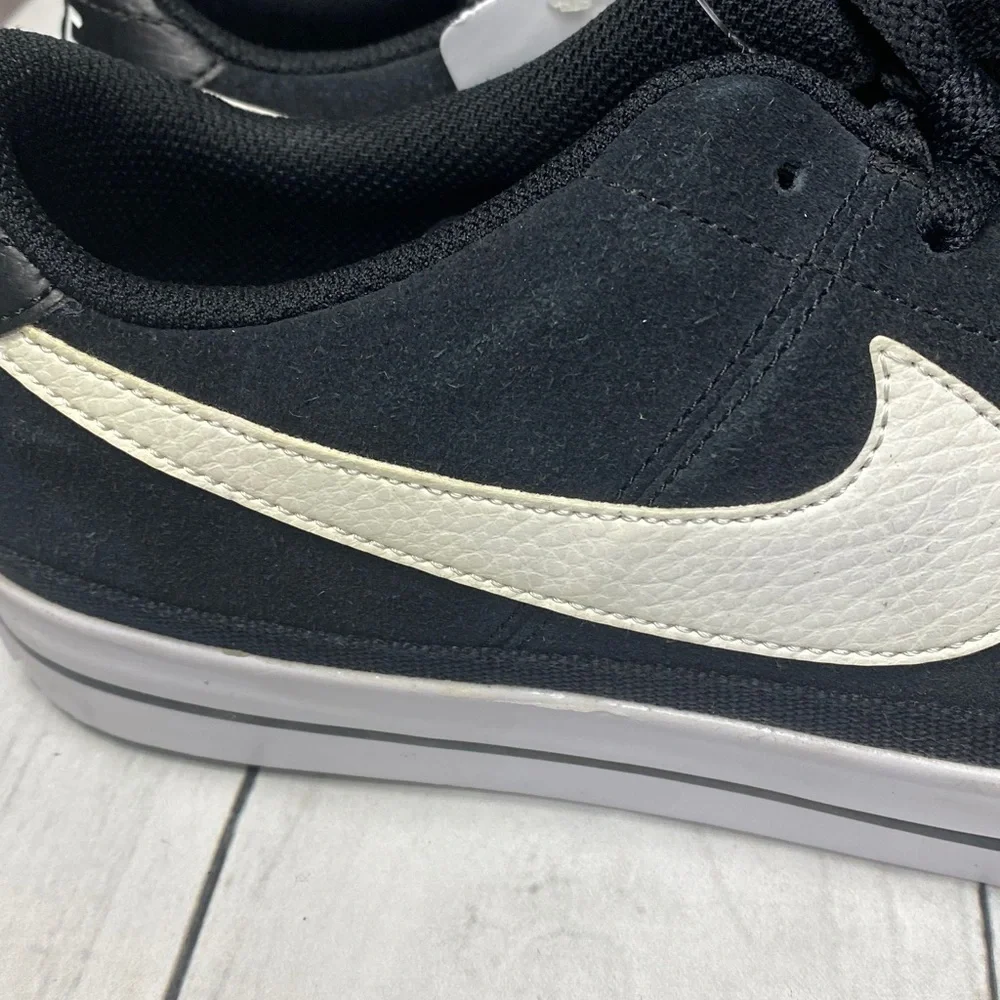 Nike Men's Court Legacy Suede Black and White Sneakers Sz 9